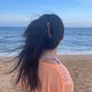 Meet your Posher, Juliette